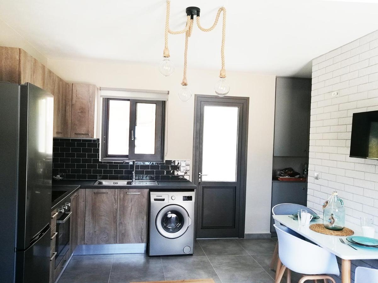 Serenity Superior Suite Apartment Argostoli  Bagian luar foto